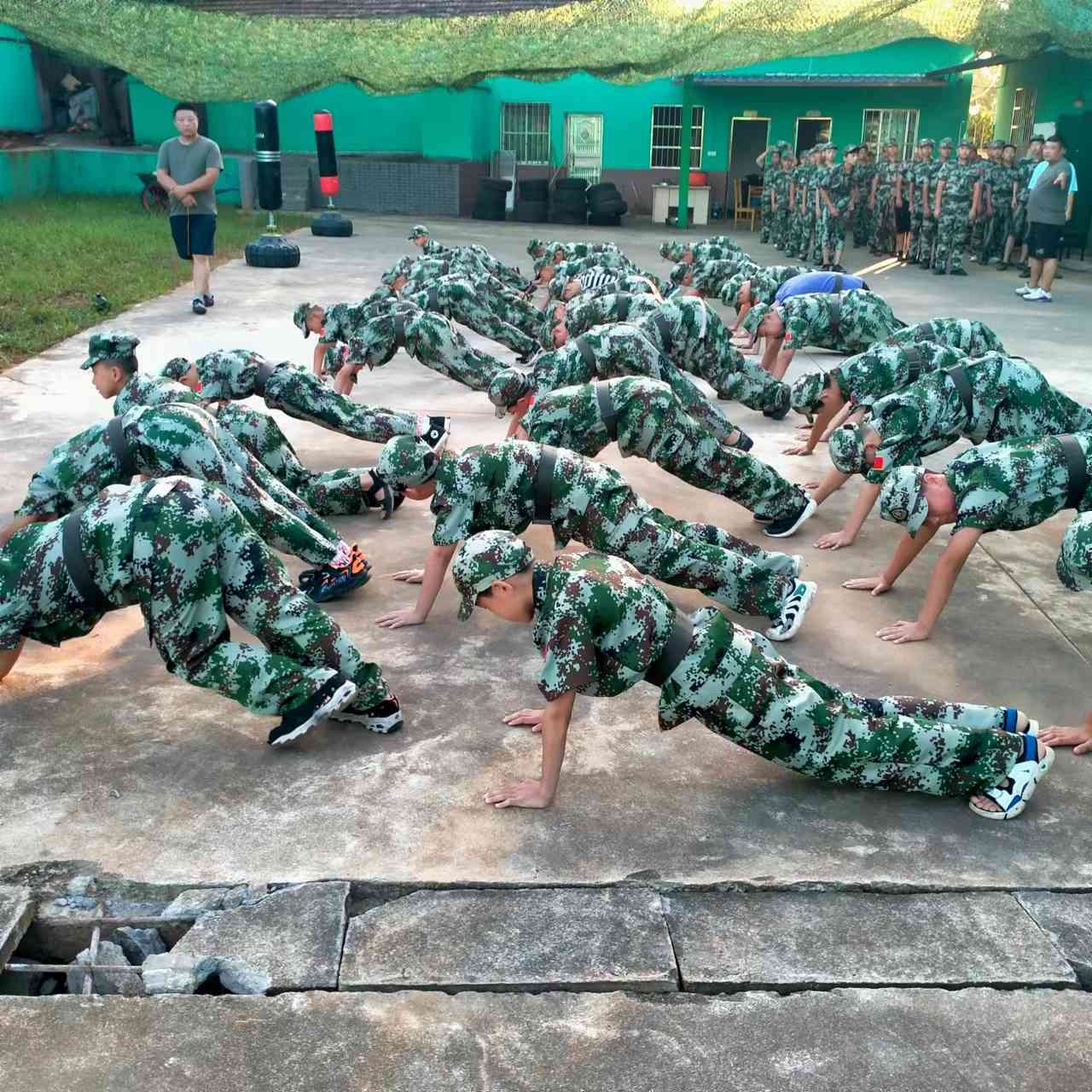 岳阳振中特训学校特训基地